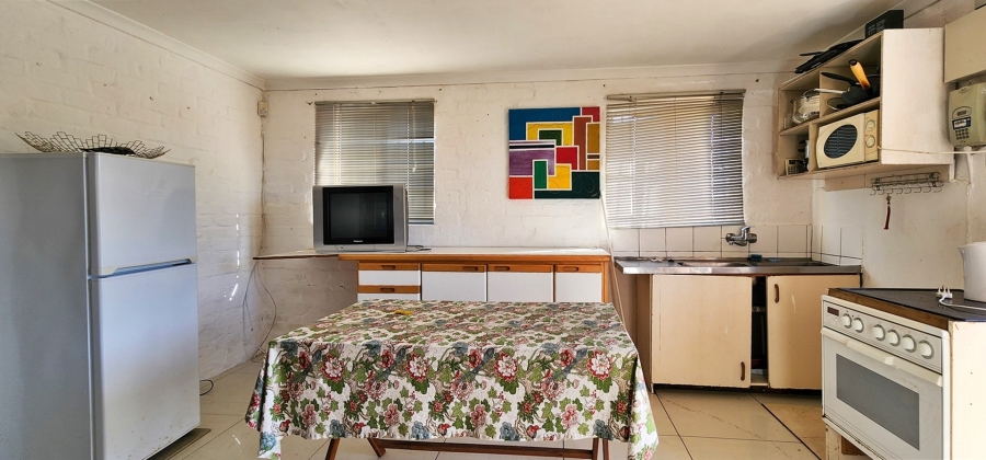 4 Bedroom Property for Sale in Struisbaai Western Cape